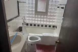 4936 Harney, Saint Louis, MO 63115 - Photo 9