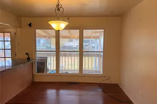 2250 Montagne Dr, Florissant, MO 63033 - Photo 3