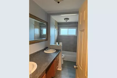 2250 Montagne Drive, Florissant, MO 63033 - Photo 5
