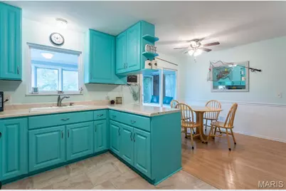 26 W Lakewood Drive, Fenton, MO 63026 - Photo 7