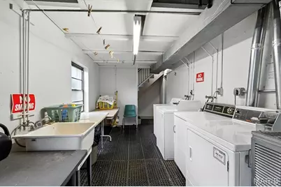 2 Delcrest Court #202, University City, MO 63124 - Photo 21