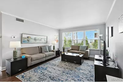 2 Delcrest Court #202, University City, MO 63124 - Photo 5