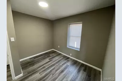 5022 Elenore Avenue, Saint Louis, MO 63116 - Photo 9