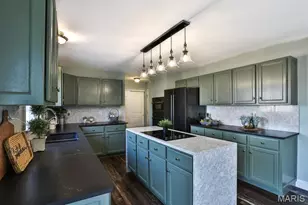 5527 Hennsley Cir, Weldon Spring, MO 63304 - Photo 7