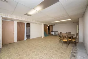 2570 Guildford Dr, Florissant, MO 63033 - Photo 29