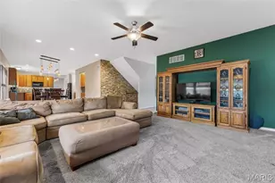 2050 Hannah Dr, Wentzville, MO 63385 - Photo 17