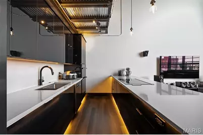 2323 Locust Street #212, Saint Louis, MO 63103 - Photo 13