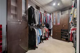 2323 Locust St, Saint Louis, MO 63103 - Photo 29