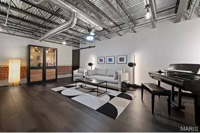 2323 Locust Street #212, Saint Louis, MO 63103 - Photo 3