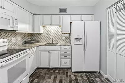 3137 Roger Williams Drive #A, Bridgeton, MO 63044 - Photo 5