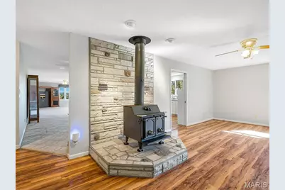 732 American Inn Road, Villa Ridge, MO 63089 - Photo 25