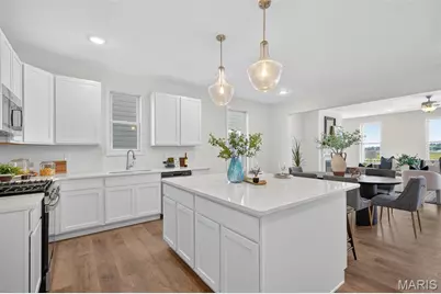 3075 Pirogue Street, Saint Charles, MO 63301 - Photo 9