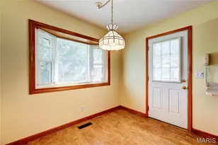 100 Broadmere Dr, Florissant, MO 63033 - Photo 11