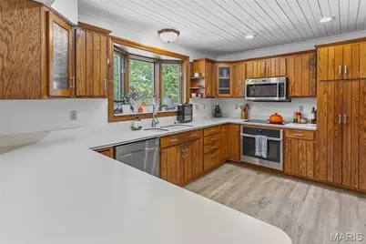 5868 Hightower Drive, Saint Louis, MO 63128 - Photo 29