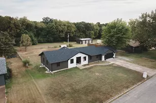 605 Hunters Creek Dr, Lebanon, MO 65536 - Photo 43