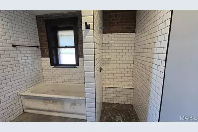 4535 Holly Avenue, Saint Louis, MO 63115 - Photo 5