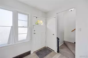 6962 Sutherland Ave, Saint Louis, MO 63109 - Photo 3