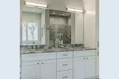 556 N Graeser, Creve Coeur, MO 63141 - Photo 21