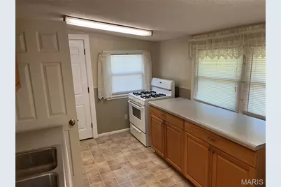 3720 High Drive, Saint Ann, MO 63074 - Photo 15