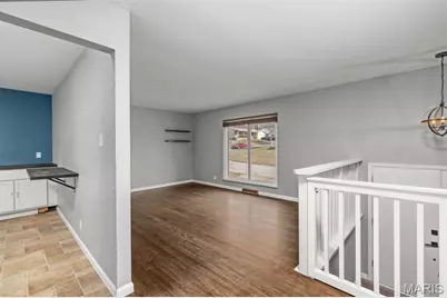 717 Crosswood Drive, Saint Charles, MO 63303 - Photo 5