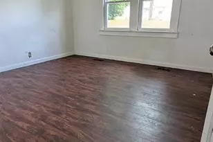 7056 Idlewild Ave, Jennings, MO 63136 - Photo 7