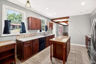 1355 Stein Rd, Ferguson, MO 63135 - Photo 9