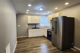 818 Robert Ave, Ferguson, MO 63135 - Photo 11