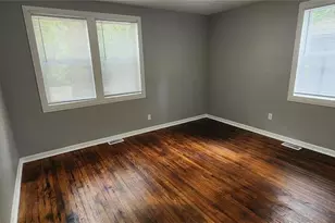 818 Robert Ave, Ferguson, MO 63135 - Photo 5