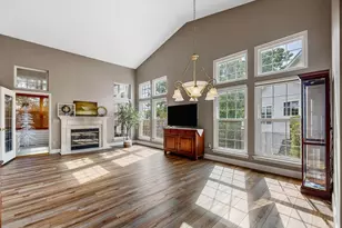 831 Stone Meadow Dr, Chesterfield, MO 63005 - Photo 11