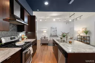 4449 Olive St, Saint Louis, MO 63108 - Photo 11