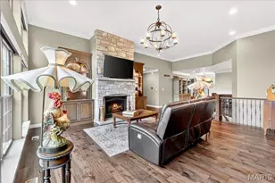 788 Village View Cir, Saint Albans, MO 63073 - Photo 13