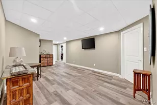 788 Village View Cir, Saint Albans, MO 63073 - Photo 47