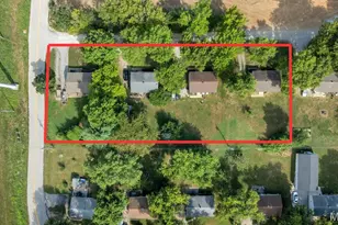 2820 Mulberry Ln, Saint Charles, MO 63303 - Photo 3