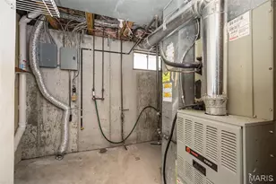 537 Treetop Village Dr, Ballwin, MO 63021 - Photo 39