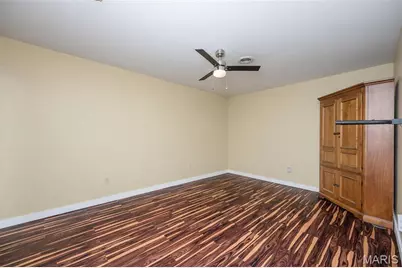 537 Treetop Village Drive, Ballwin, MO 63021 - Photo 37