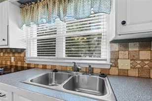 701 Sikes Ave, Sikeston, MO 63801 - Photo 17