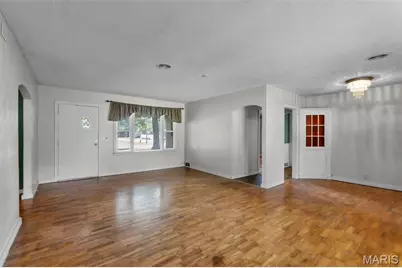 701 Sikes Avenue, Sikeston, MO 63801 - Photo 9