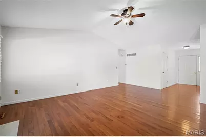 203 Wenona Drive, Washington, MO 63090 - Photo 9