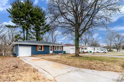 9737 Calumet Drive, Saint Louis, MO 63137 - Photo 3