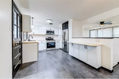 9737 Calumet Drive, Saint Louis, MO 63137 - Photo 15