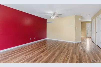 201 Cimarron Ridge Crossing, Wentzville, MO 63385 - Photo 9