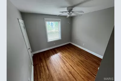 1014 Oakview Place, Saint Louis, MO 63110 - Photo 23