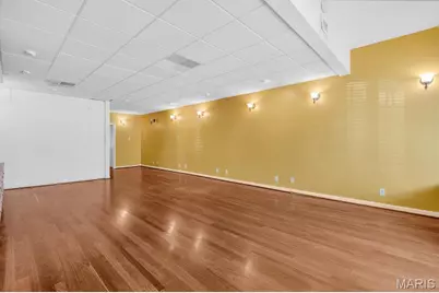 3203 Ivanhoe Avenue, Saint Louis, MO 63139 - Photo 5