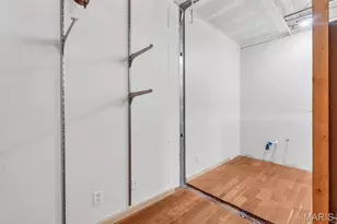 3203 Ivanhoe Ave, Saint Louis, MO 63139 - Photo 9