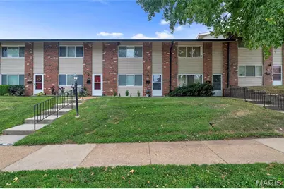 9070 Villaridge Court, Saint Louis, MO 63123 - Photo 1