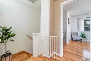 9070 Villaridge Ct, Saint Louis, MO 63123 - Photo 17