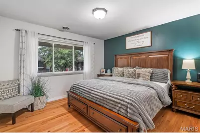 9070 Villaridge Court, Saint Louis, MO 63123 - Photo 13