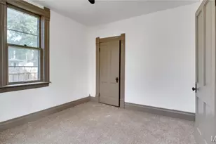 608 Cross St, Montgomery City, MO 63369 - Photo 9