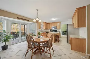 956 Shadow Pine Dr, Fenton, MO 63026 - Photo 9