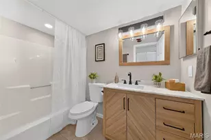 9011 N Swan Cir, Brentwood, MO 63144 - Photo 11